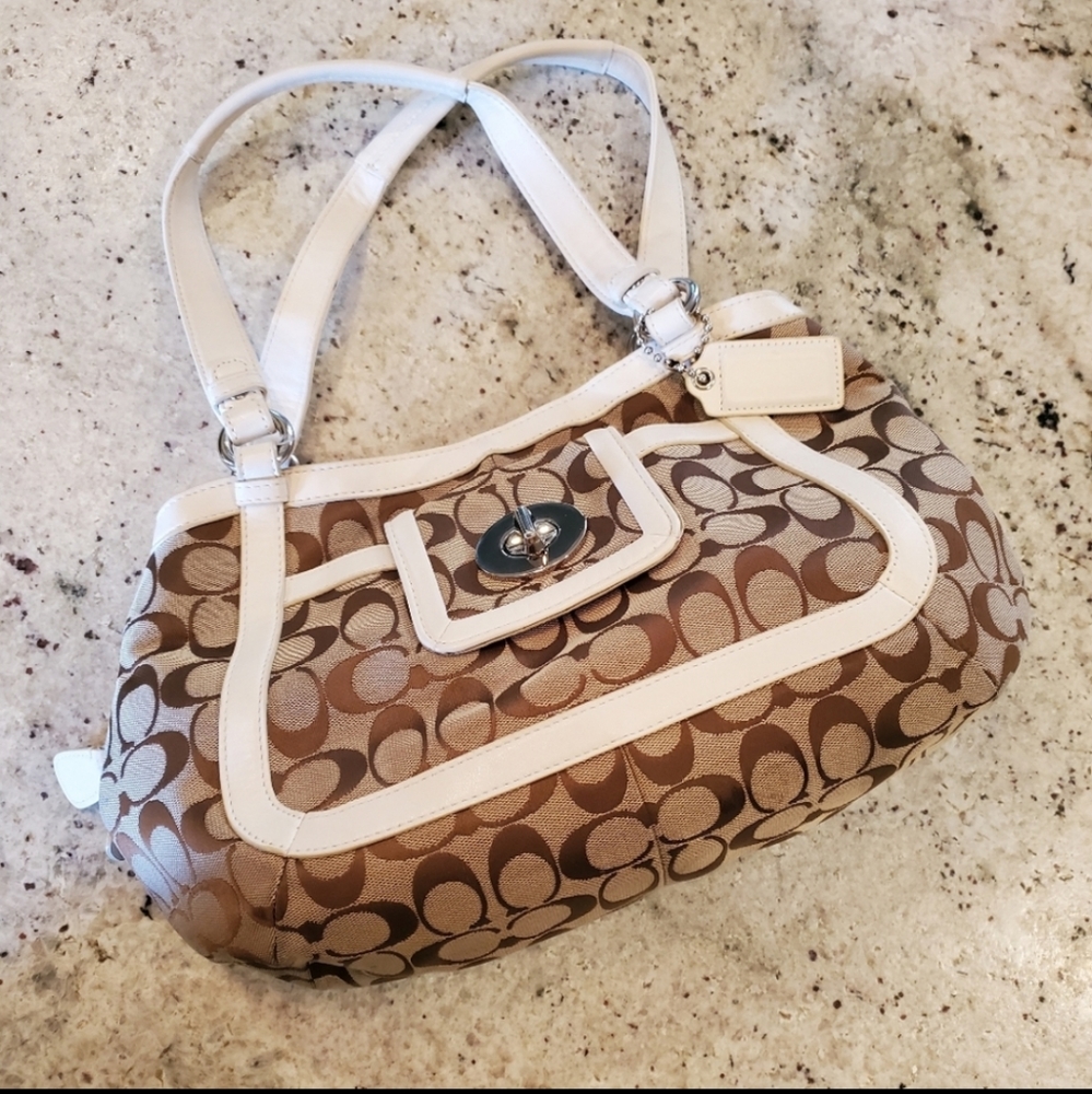 Coach shoulder bag